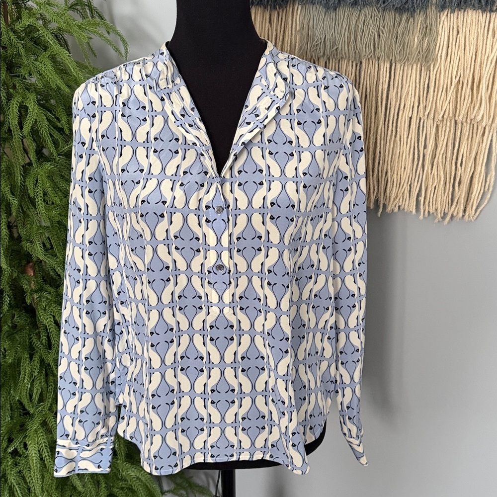 Last Days! NWT! J.Crew Abstract Cats 100% silk blouse Size 0